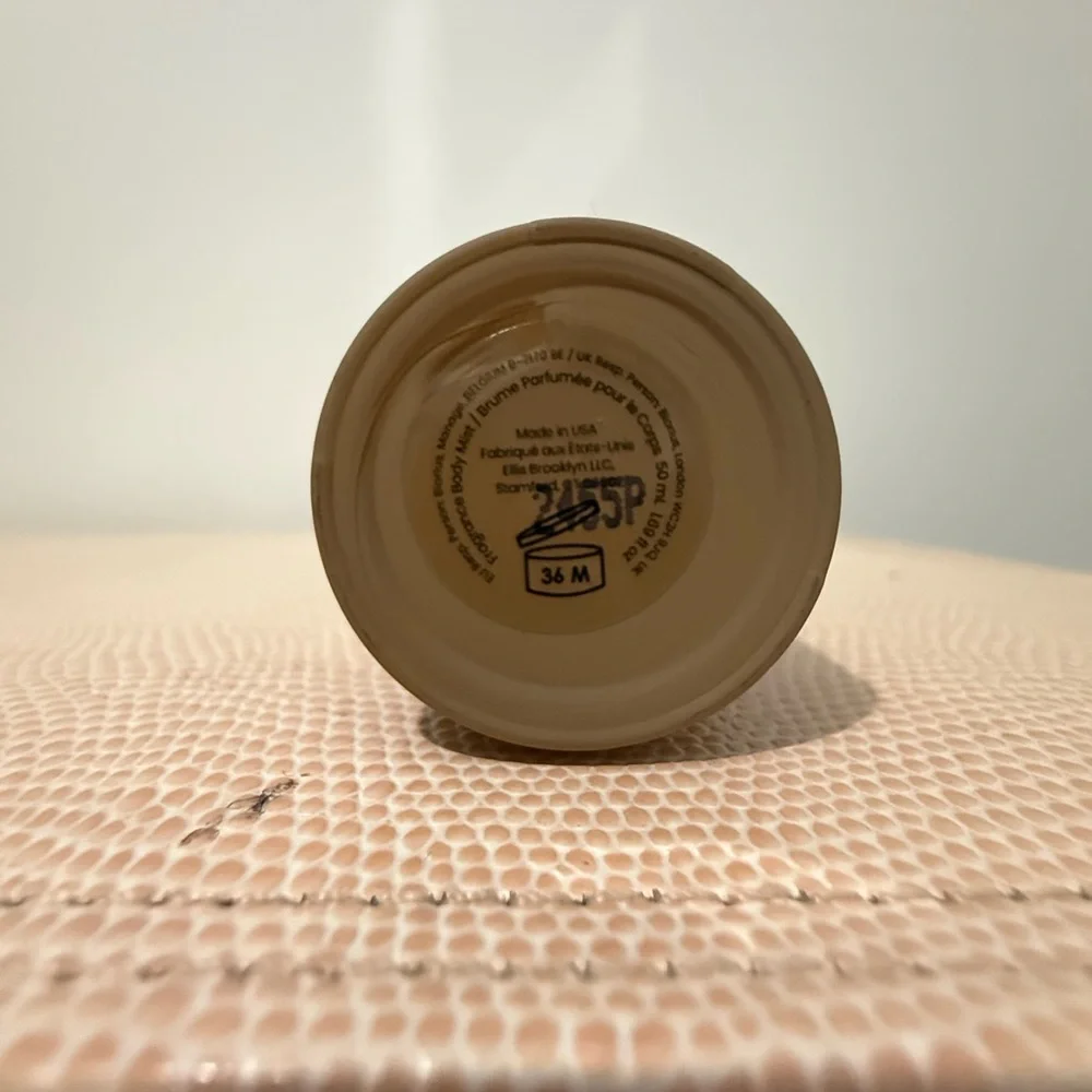 Ellis Brooklyn Marshmallows Hair & Body Fragrance Mist - Cream - Picture 2 of 2